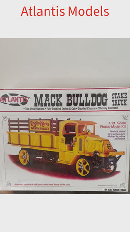 Atlantis Models Mack Bulldog Stake Truck 1/24 2402 Plastic Model Kit