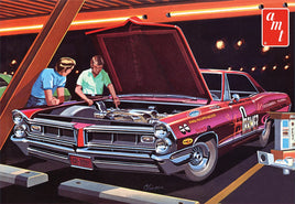 AMT 1/25 1965 Pontiac Grand Prix Show and Go Car Model Kit #1578