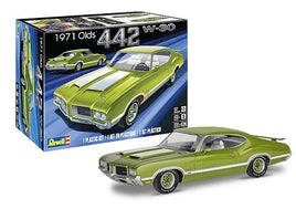 Revell 1/25 1971 Oldsmobile 442 W-30 Plastic Model Kit #14511