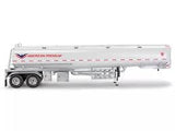 Revell Fruehauf 40'  Semi Tanker Trailer 1:32 14536 Plastic Model Kit