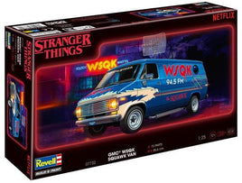 ** PREORDER** Revell Stranger Things 1977 GMC WSQK Squawk Van 1:25 4578 Model Kit