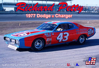 Salvinos Richard Petty 1977 Dodge Charger Nascar Model Kit 1:25