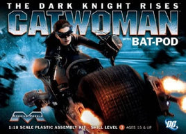 Moebius The Dark Knight Rises: Batpod with Catwoman 1:18 Plastic Model Kit 938 Motorcycle Model Kit Moebius Models 