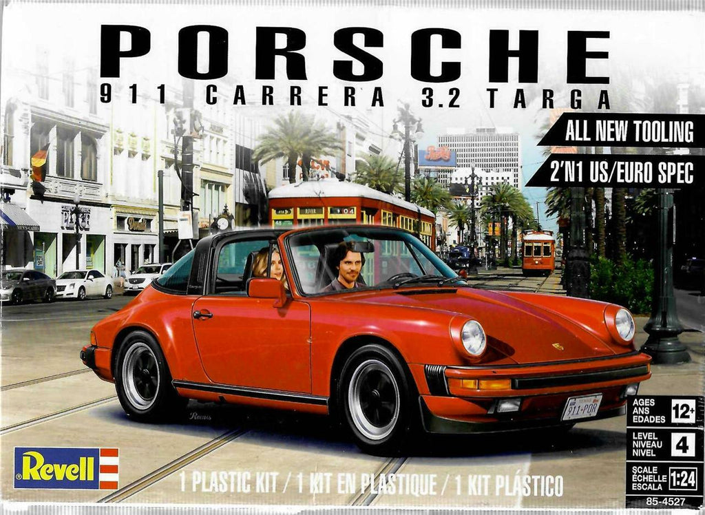 Porsche 911 Carrera 3.2 Targa 1:24 4527 Plastic Model Kit