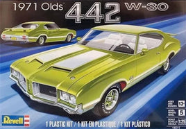 Revell 1971 Olds 442 W-30 1:25 4511 Plastic Model Car Kit Car Model Kits Revell USA 